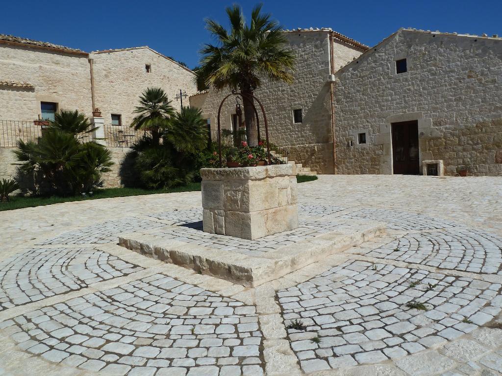 Silva Suri Marina di Ragusa Exterior foto