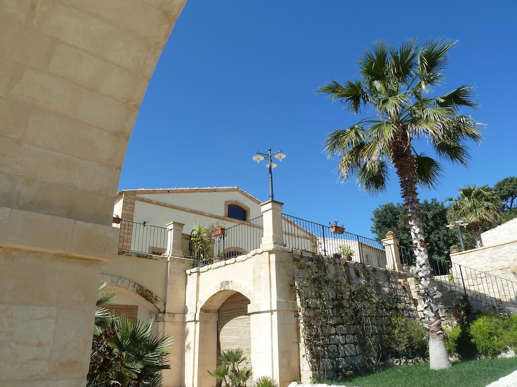 Silva Suri Marina di Ragusa Exterior foto