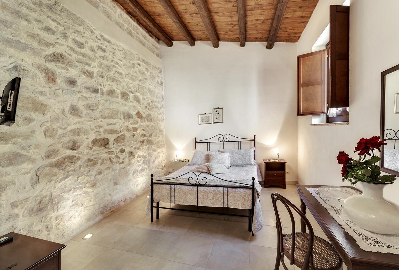 Silva Suri Marina di Ragusa Exterior foto
