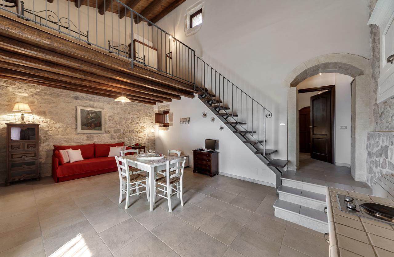 Silva Suri Marina di Ragusa Exterior foto