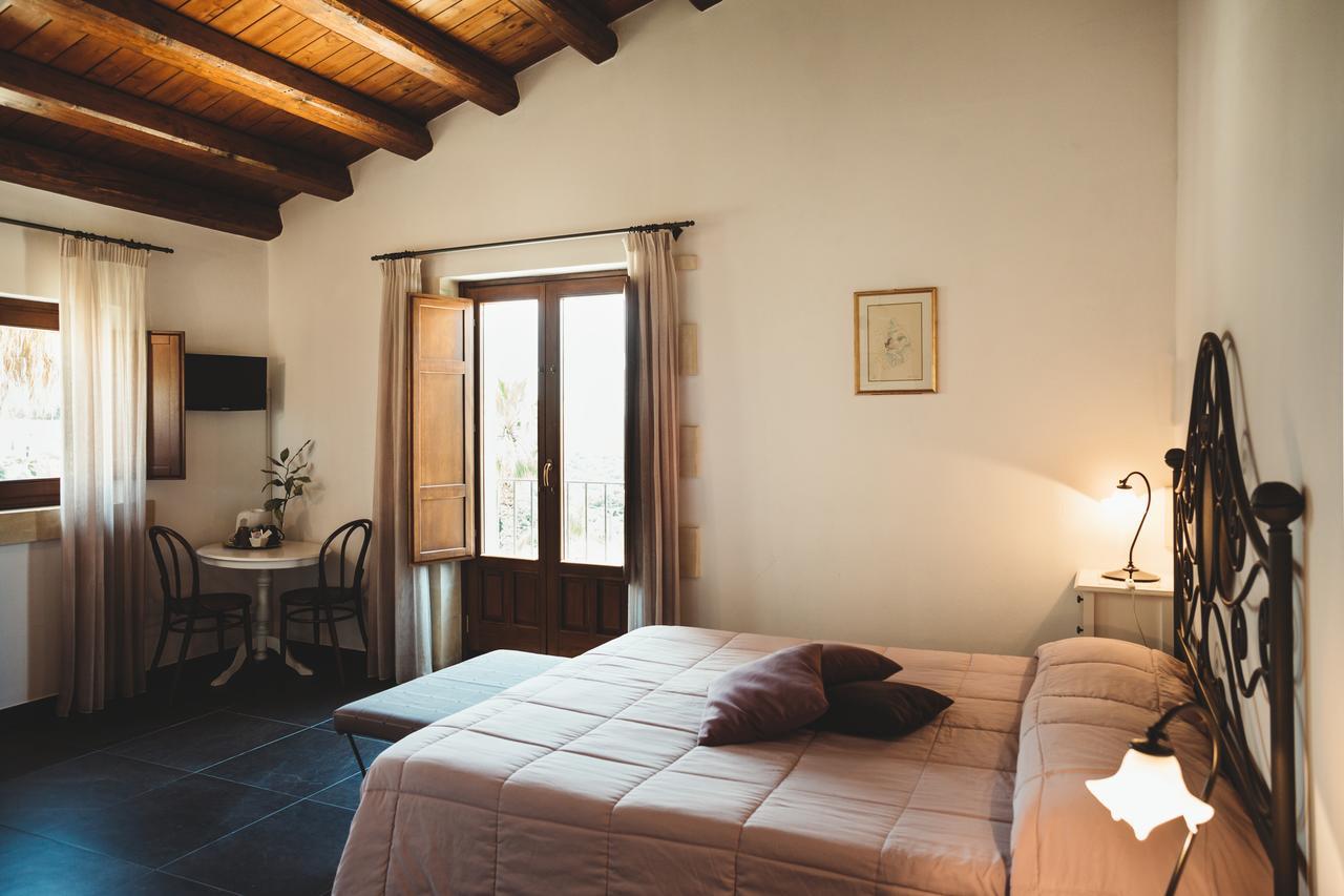 Silva Suri Marina di Ragusa Exterior foto