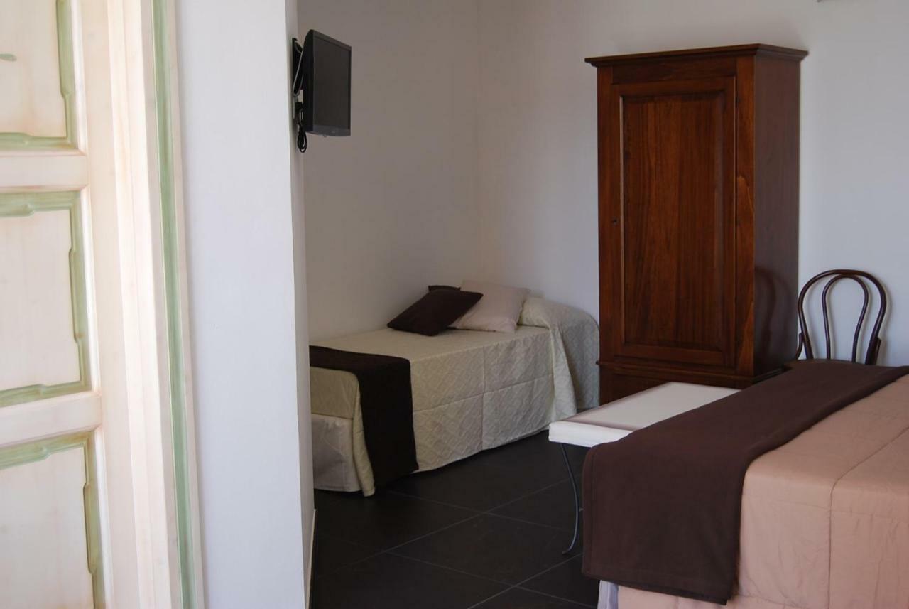 Silva Suri Marina di Ragusa Exterior foto